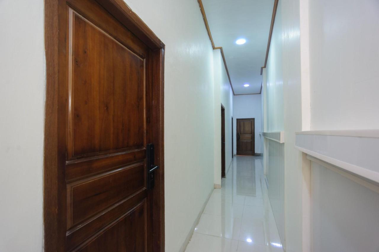 Urbanview Hotel Jib Bandar Lampung By Reddoorz エクステリア 写真