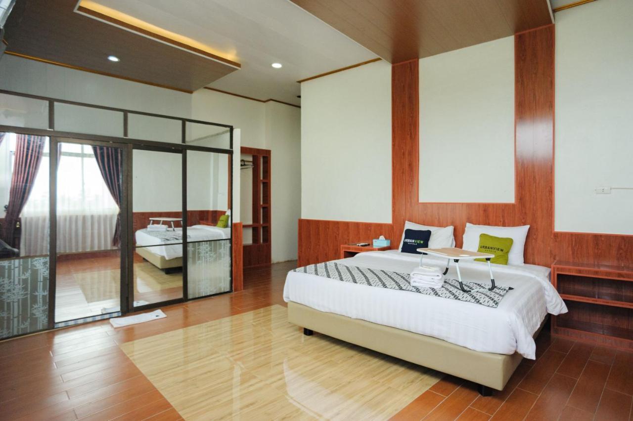 Urbanview Hotel Jib Bandar Lampung By Reddoorz エクステリア 写真