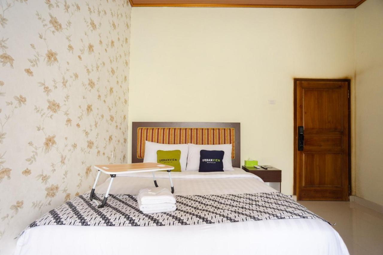 Urbanview Hotel Jib Bandar Lampung By Reddoorz エクステリア 写真